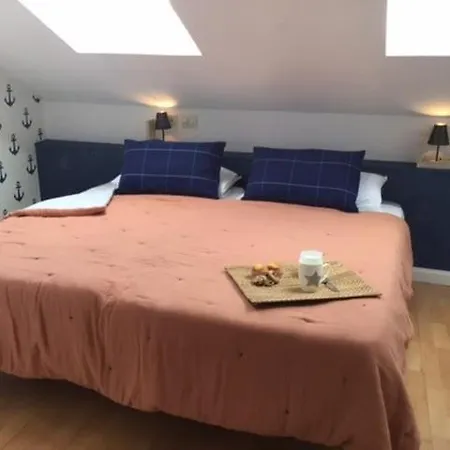 アパート Duplex In The Center Of リバデセリャ